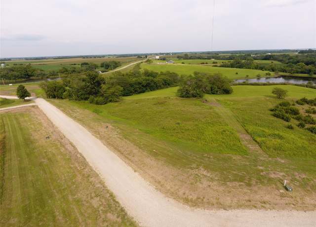 Property at 254 Lake Dr, Melrose, IA 52569