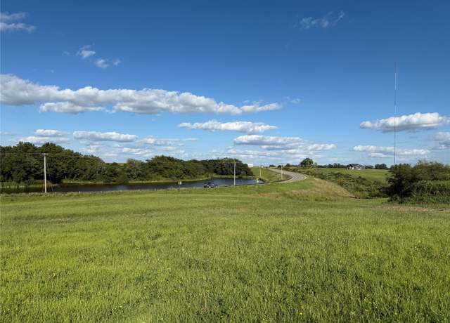 Property at 158 Lake Dr, Melrose, IA 52569