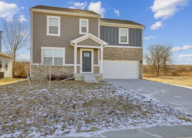 Property at 170 Dakota Cir, Waukee, IA 50263, 4 beds, 2.5 baths