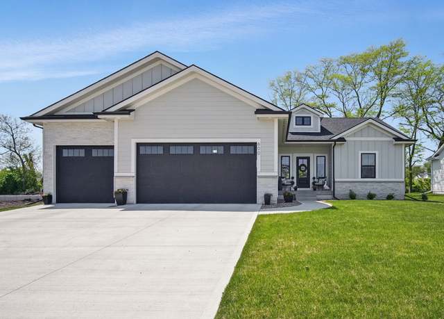 Property at 600 Deer Haven St, Polk City, IA 50226, 4 beds, 3 baths