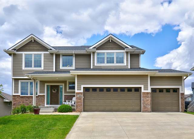 Property at 1880 Brodie St, Waukee, IA 50263, 5 beds, 3.5 baths