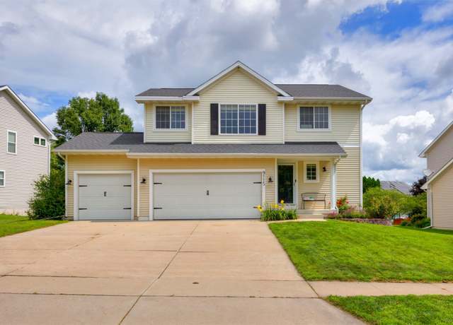 Property at 9115 Cowden Dr, Johnston, IA 50131, 4 beds, 2.5 baths