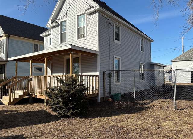 Property at 612 Bliss Blvd, Iowa Falls, IA 50126, 3 beds, 1 bath