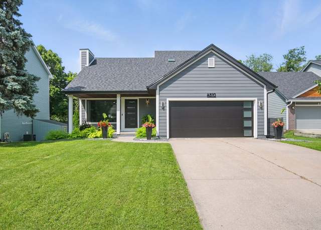 Property at 4510 89th St, Urbandale, IA 50322, 4 beds, 3.5 baths