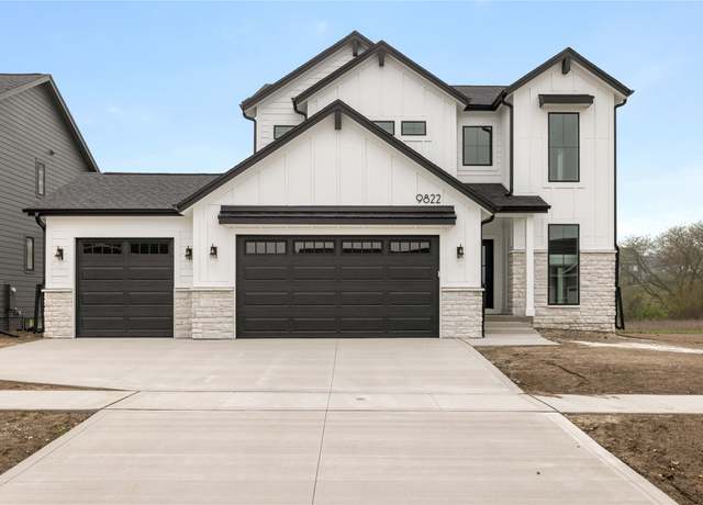 Property at 9822 Watermeadow Cir, Johnston, IA 50131, 5 beds, 3.5 baths