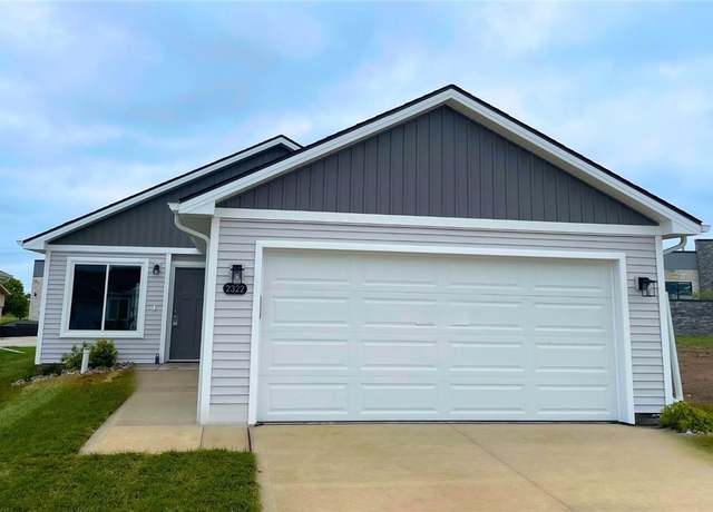 Property at 2322 Legacy Dr, Norwalk, IA 50211, 3 beds, 2 baths