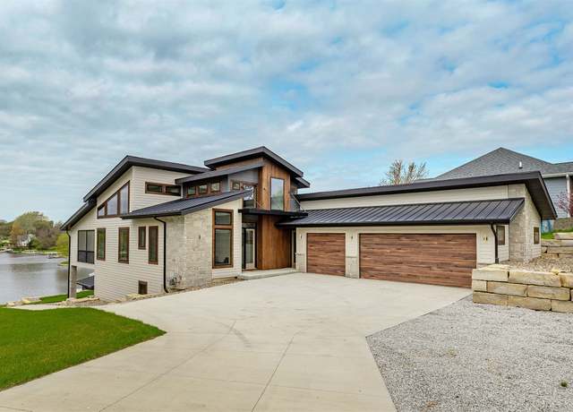 Property at 4601 Panorama Dr, Panora, IA 50216, 5 beds, 3.5 baths