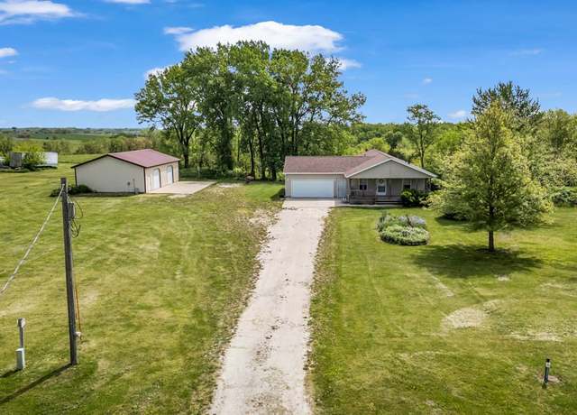 Property at 1056 Unicorn Ave, Lorimor, IA 50149, 3 beds, 2.5 baths
