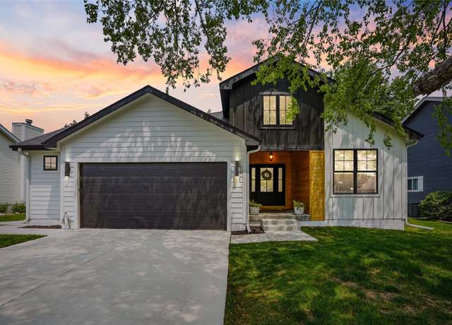 Property at 519 W Mills St, Winterset, IA 50273, 4 beds, 3 baths
