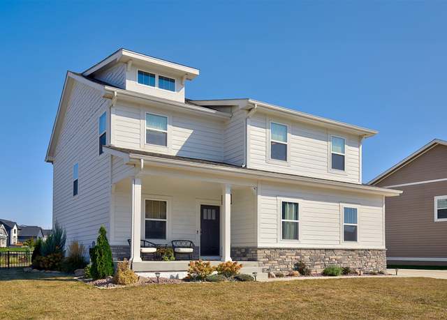 Property at 2412 SW 23rd St, Ankeny, IA 50023, 4 beds, 2.5 baths