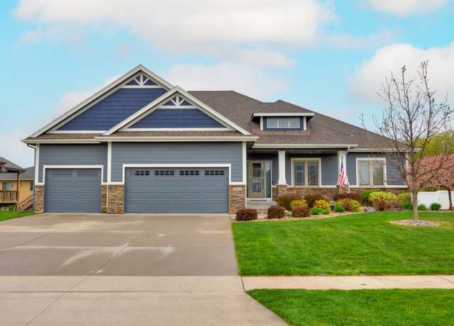 Property at 5006 NE Rio Dr, Ankeny, IA 50021, 4 beds, 3.5 baths