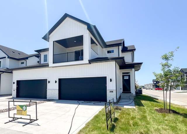 Property at 214 NE Doe Pointe Ln, Ankeny, IA 50021, 4 beds, 3.5 baths