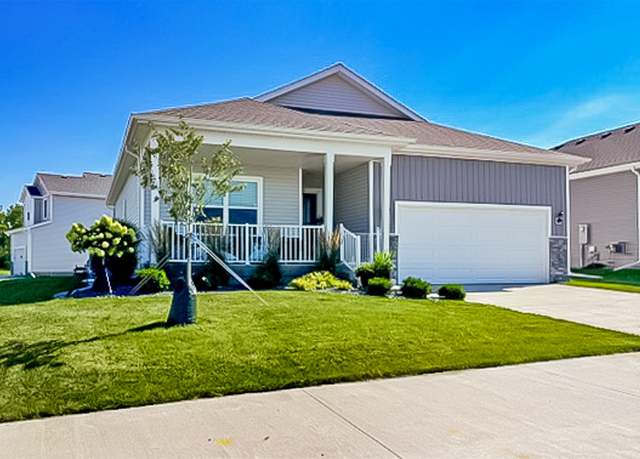 Property at 9904 NW 82nd Ave, Johnston, IA 50131, 4 beds, 3 baths