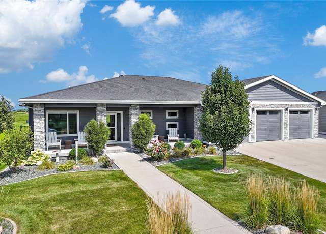 Property at 5129 NE Seneca Dr, Ankeny, IA 50021, 5 beds, 3.5 baths