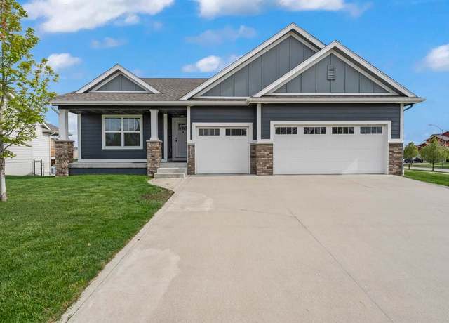 Property at 2119 NW Reinhart Dr, Ankeny, IA 50023, 5 beds, 3 baths