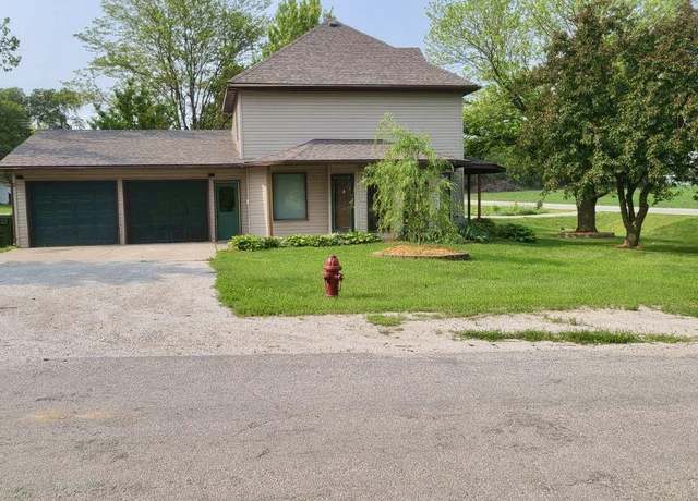Property at 111 Summerset St, Fontanelle, IA 50846, 4 beds, 2.5 baths