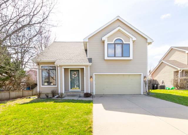 Property at 1604 SE Hayes Dr, Ankeny, IA 50021, 3 beds, 2.5 baths