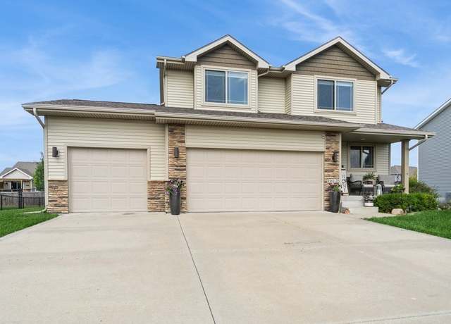 Property at 1612 NW Boulder Ridge Ln, Ankeny, IA 50023, 4 beds, 2.5 baths