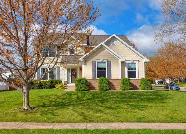 Property at 9128 Cowden Dr, Johnston, IA 50131, 4 beds, 2.5 baths