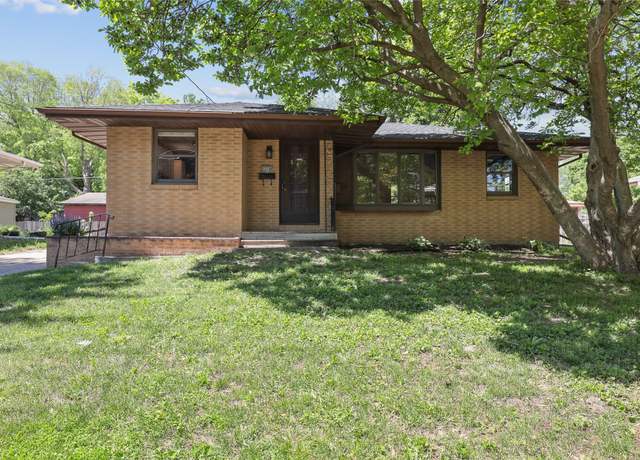 Property at 3228 E 26th St, Des Moines, IA 50317, 3 beds, 1 bath