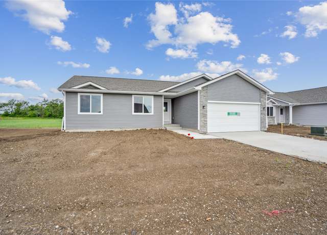 Property at 2408 Spruce St, Granger, IA 50109, 3 beds, 2 baths