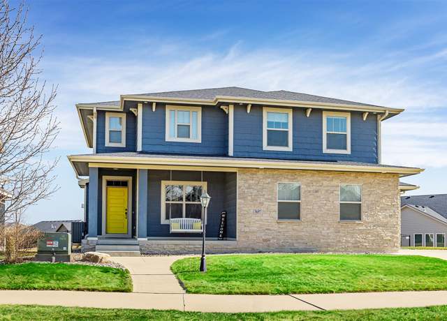 Property at 3657 Berkshire Pkwy, Clive, IA 50325, 4 beds, 3.5 baths
