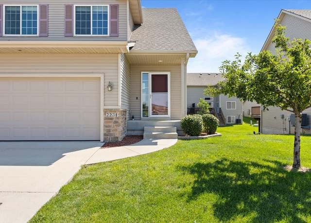 Property at 2231 NW Chapel Ln, Ankeny, IA 50023, 4 beds, 3.5 baths