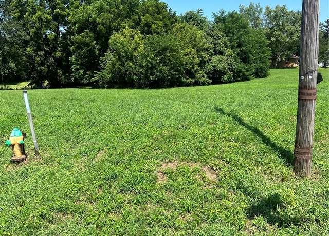 Property at 1660 E Army Post Rd, Des Moines, IA 50320