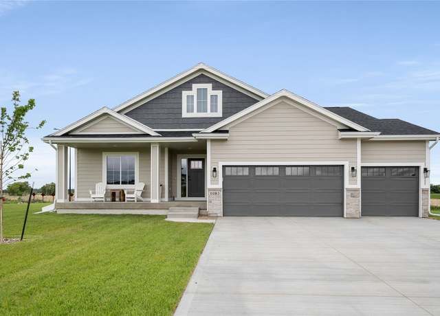 Property at 1083 NW 35th St, Grimes, IA 50111, 4 beds, 3 baths