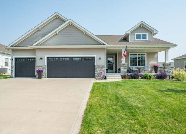 Property at 3116 NW 25th St, Ankeny, IA 50023, 3 beds, 3 baths
