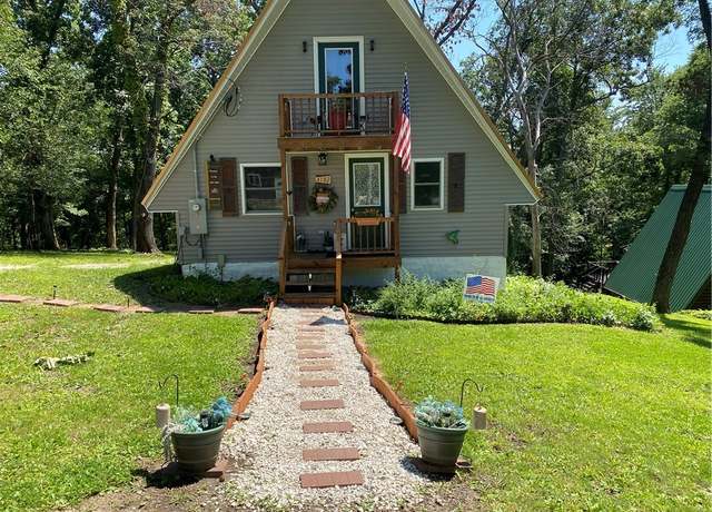 Property at 4182 Shady Lane Dr, Brooklyn, IA 52211, 2 beds, 1.5 baths