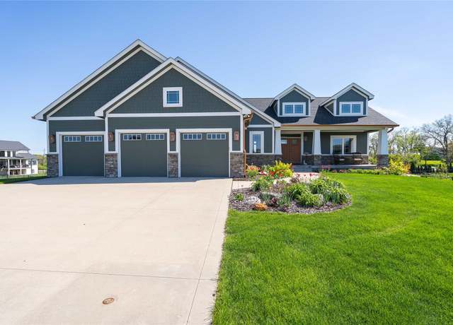 Property at 9441 Coneflower Cir, Norwalk, IA 50211, 5 beds, 4.5 baths