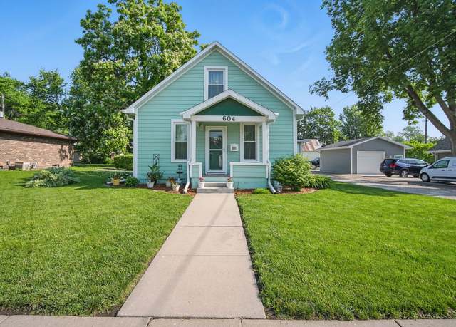 Property at 604 W 2nd Ave, Indianola, IA 50125, 3 beds, 1.5 baths