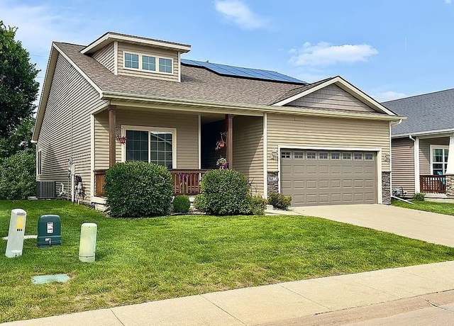Property at 9023 Linden Dr, West Des Moines, IA 50266, 3 beds, 3 baths