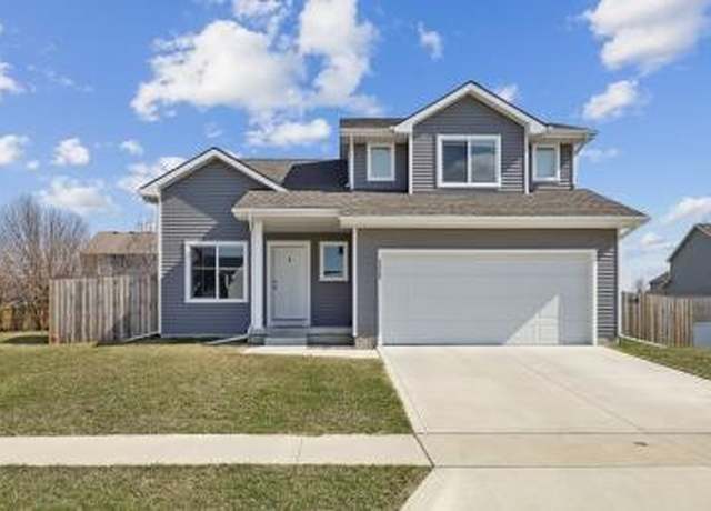 Property at 3325 Wolf Creek Rd SW, Bondurant, IA 50035, 3 beds, 2.5 baths