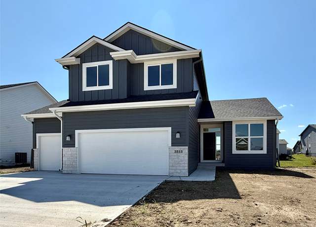 Property at 3515 NW 27th St, Ankeny, IA 50023, 3 beds, 2.5 baths