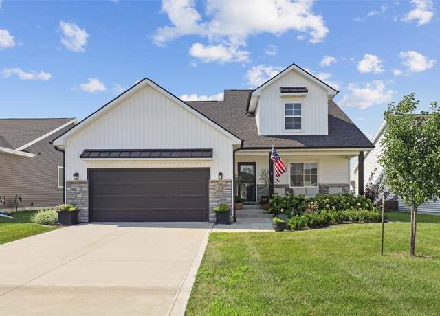 Property at 1285 NW Bunker Hill Dr, Waukee, IA 50263, 4 beds, 2.5 baths