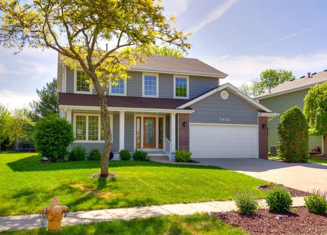 Property at 5433 NW 89th St, Johnston, IA 50131, 5 beds, 3.5 baths