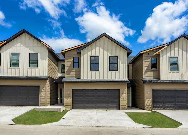 Property at 1353 Meadow Rose Pl, Waukee, IA 50263, 3 beds, 2.5 baths