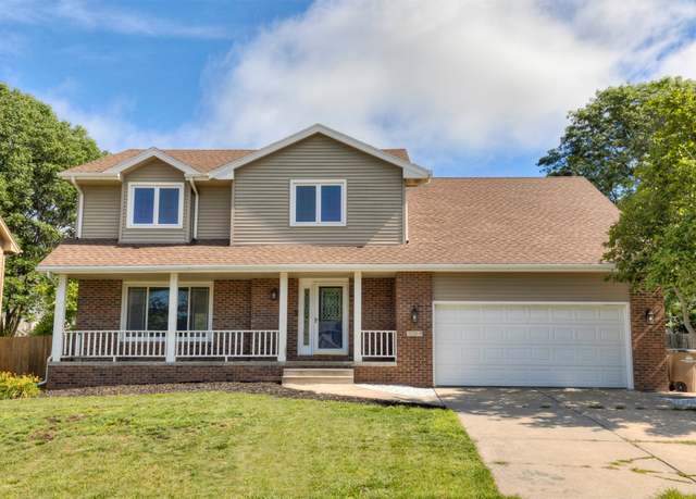Property at 5509 Cody Dr, West Des Moines, IA 50266, 4 beds, 2.5 baths