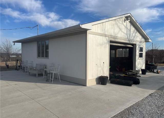 Property at 11653 NE 78th Ave, Mitchellville, IA 50169