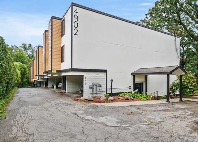 Property at 4902 University Ave #325, Des Moines, IA 50311, 2 beds, 2 baths