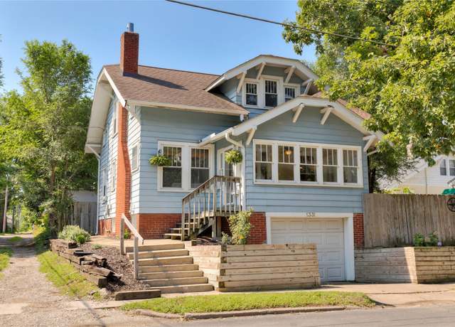 Property at 1331 Mattern Ave, Des Moines, IA 50316, 3 beds, 1.5 baths