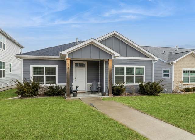Property at 2710 NW 165th Ln, Clive, IA 50325, 4 beds, 3 baths
