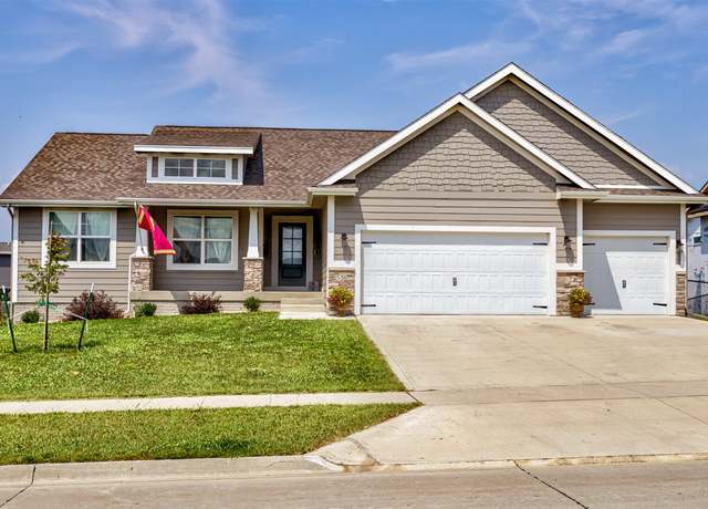 Property at 536 Wicker Dr, Huxley, IA 50124, 4 beds, 3 baths