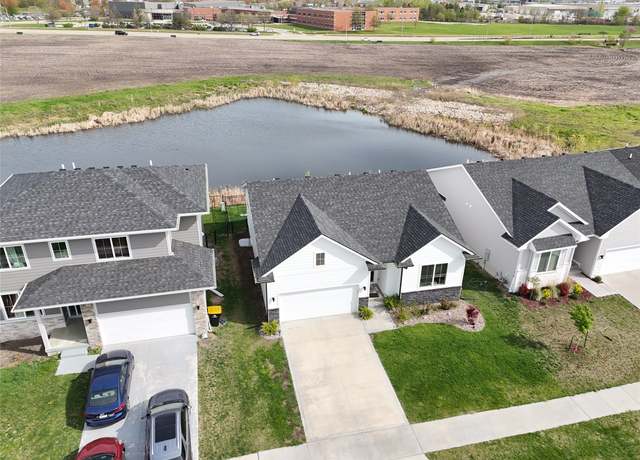 Property at 705 SE Drumlin Dr, Waukee, IA 50263, 4 beds, 3 baths