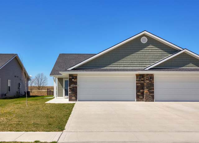 Property at 1503 Fair View Dr, Dallas Center, IA 50063, 2 beds, 2 baths