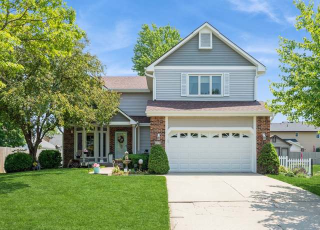 Property at 609 4th Ave NW, Altoona, IA 50009, 4 beds, 2.5 baths