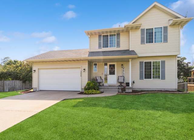 Property at 3406 SW Greenwood St, Ankeny, IA 50023, 4 beds, 2.5 baths