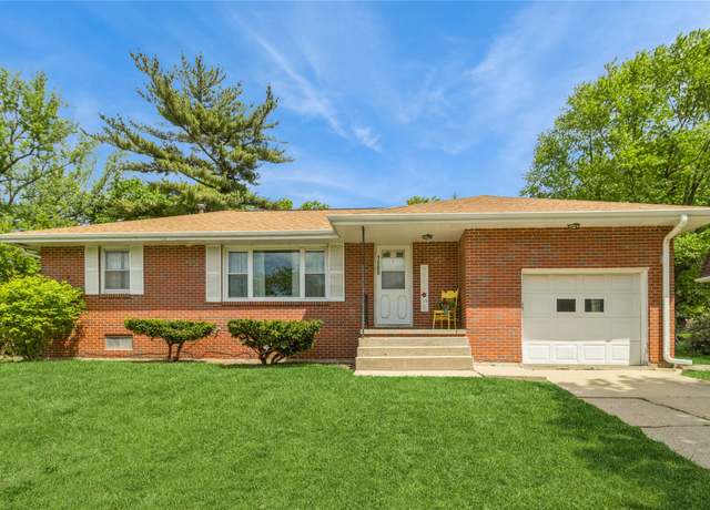 Property at 1506 W 6th Ave, Indianola, IA 50125, 2 beds, 2 baths